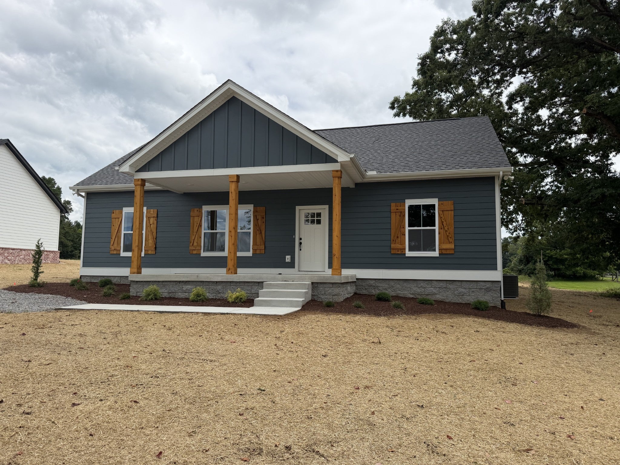 163 E Biggs Rd