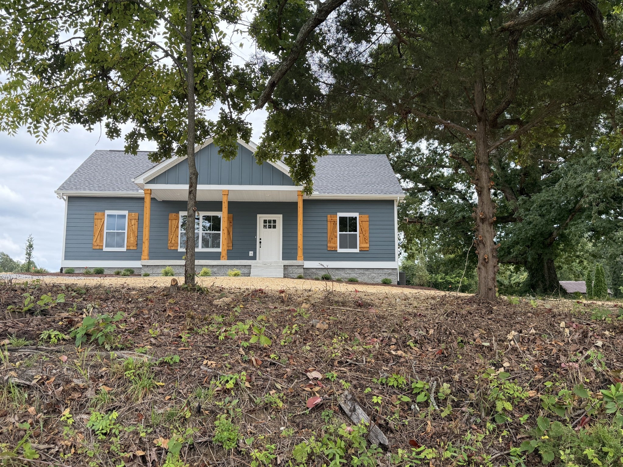 163 E Biggs Rd