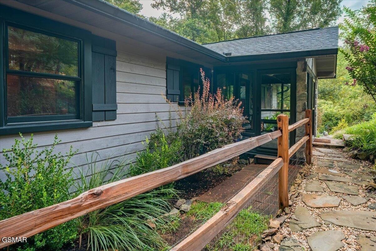 1931 Spring Hill Drive