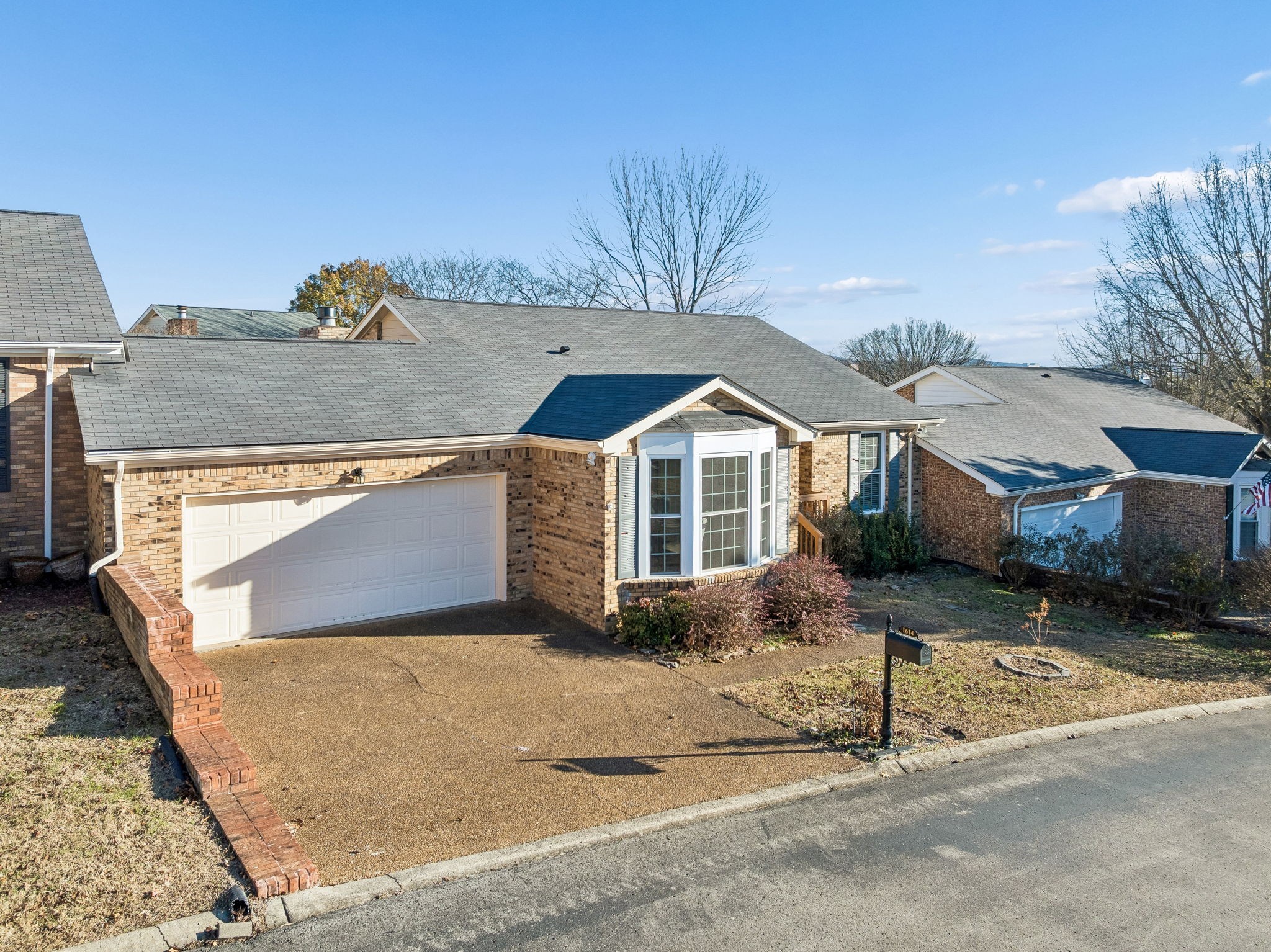 1614 Rosewood Dr