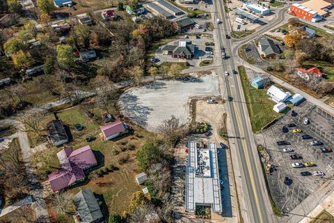 9615 US Highway 70 E Mc Ewen TN 37101