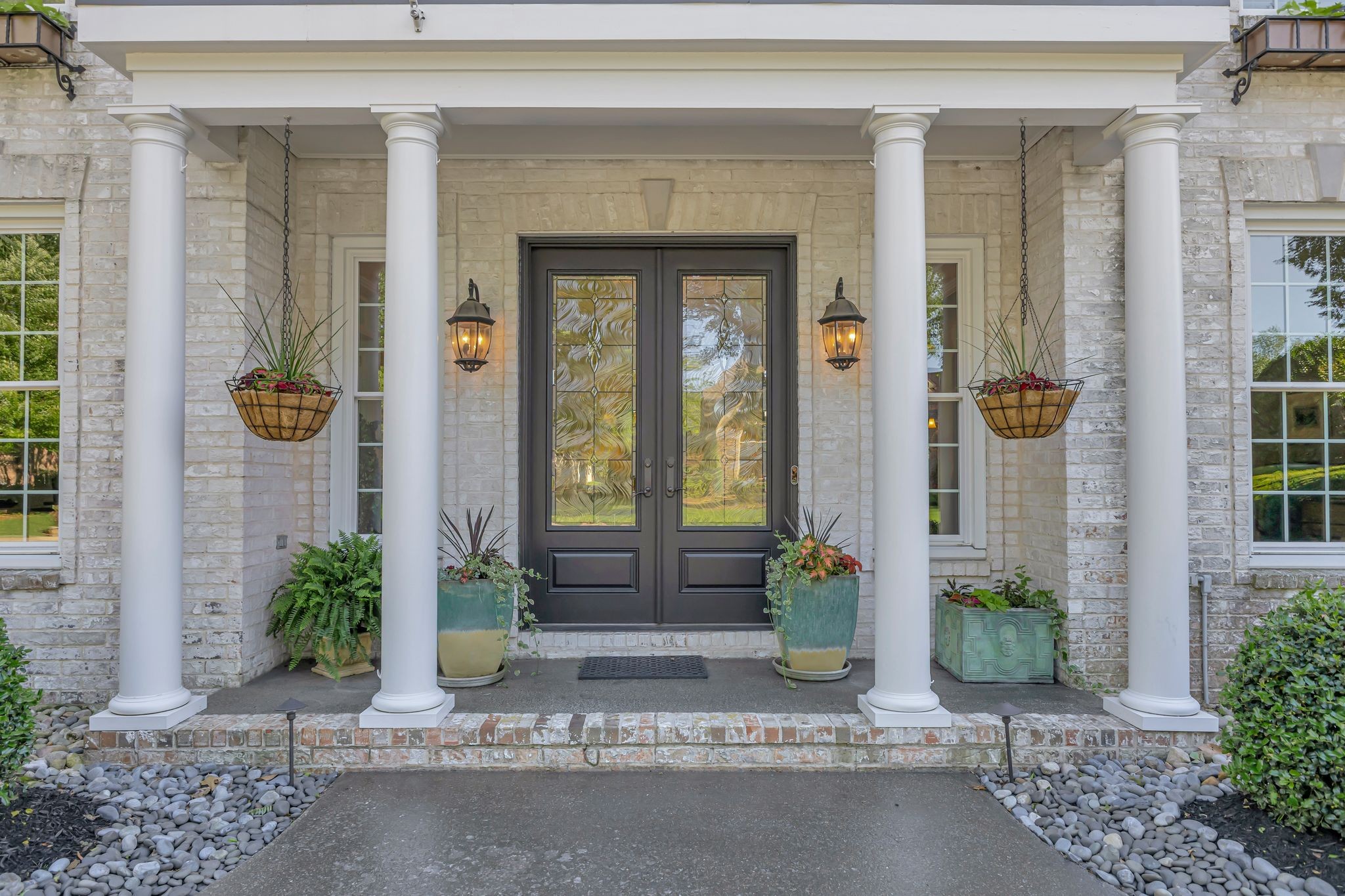 503 Midway Cir