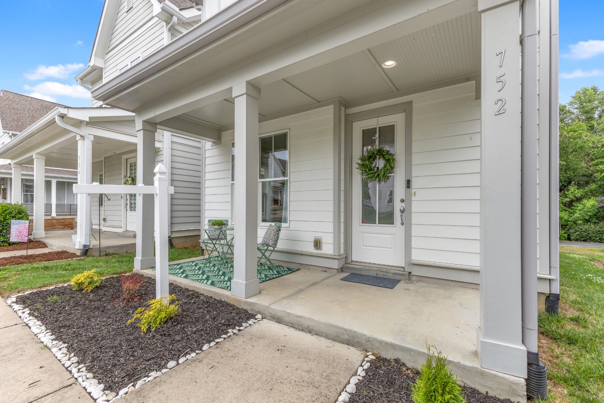 752 Cottage Park Dr