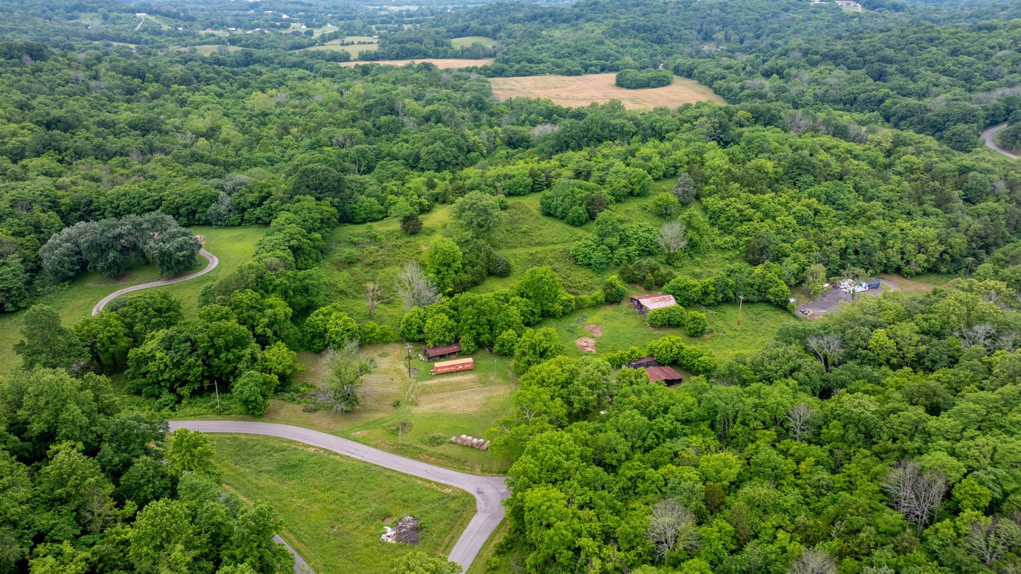 1495 Wolf Hill Rd
