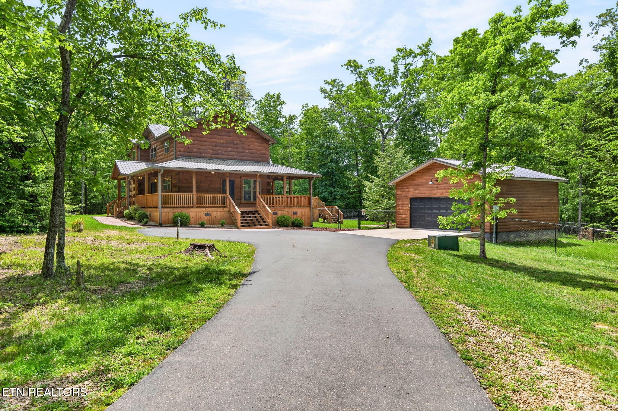 704 White Oak Rd