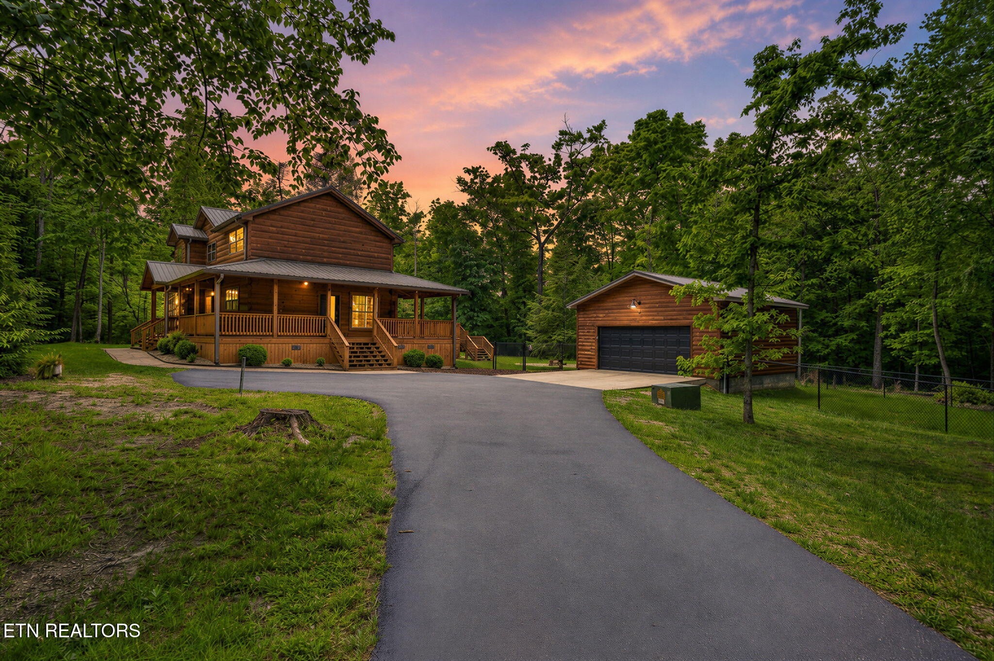 704 White Oak Rd