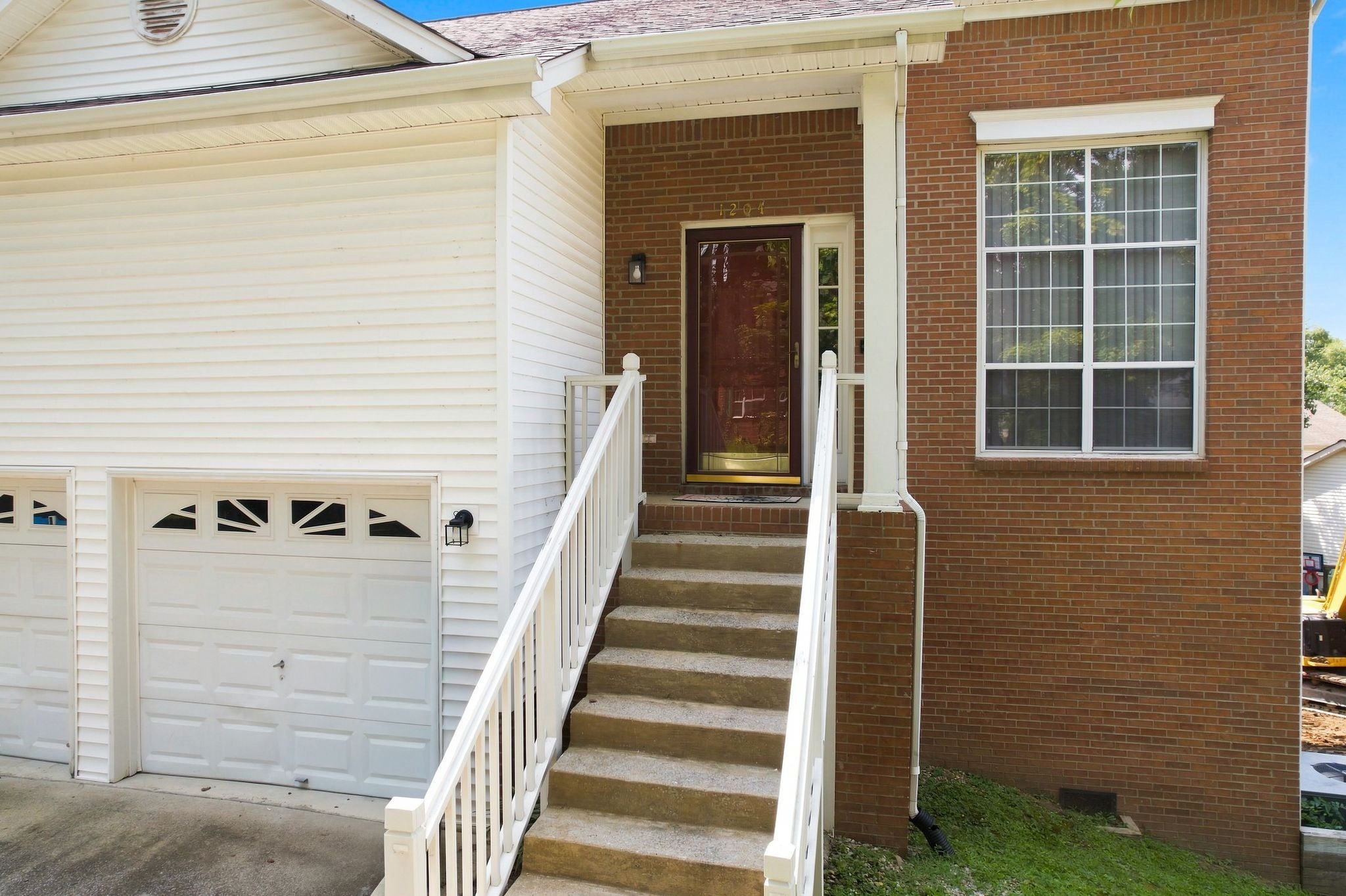 1204 Springwood Dr
