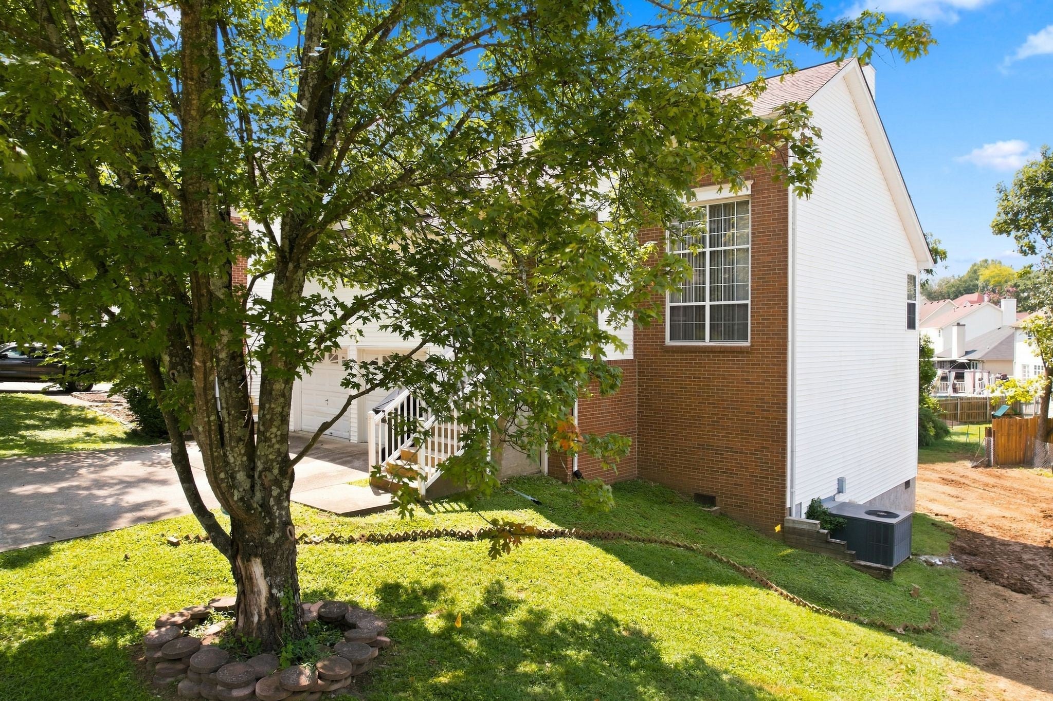 1204 Springwood Dr