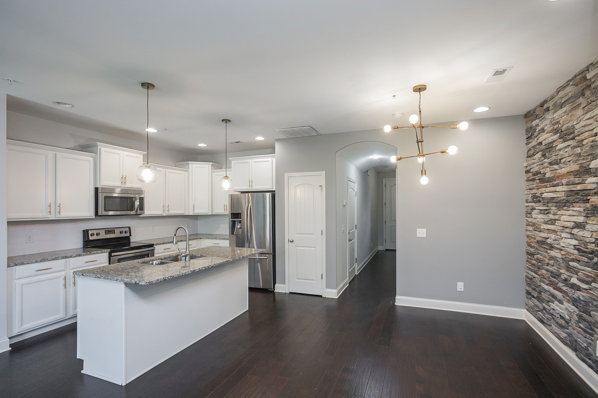 209 Bixby Private Ln