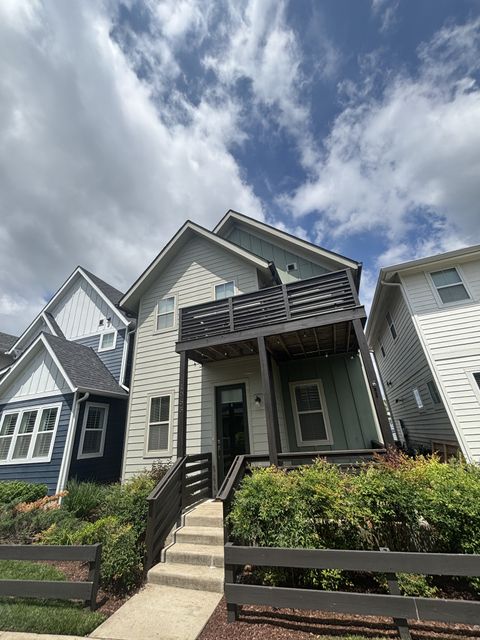 1065 Treaty Oaks Dr Nashville TN 37209