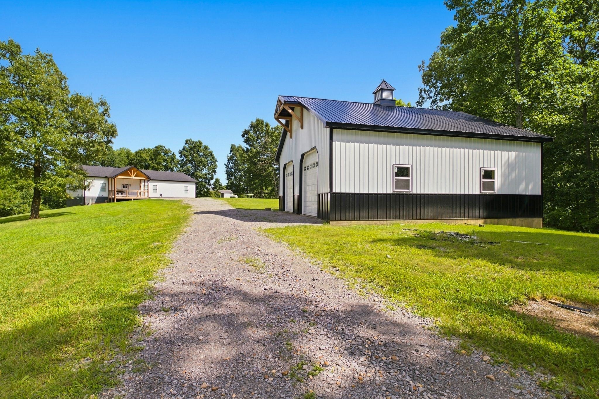 4251 Old Metal Rd