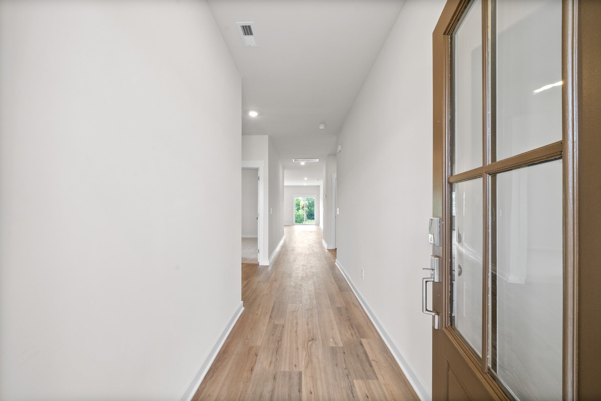 319 Lacewing Ln