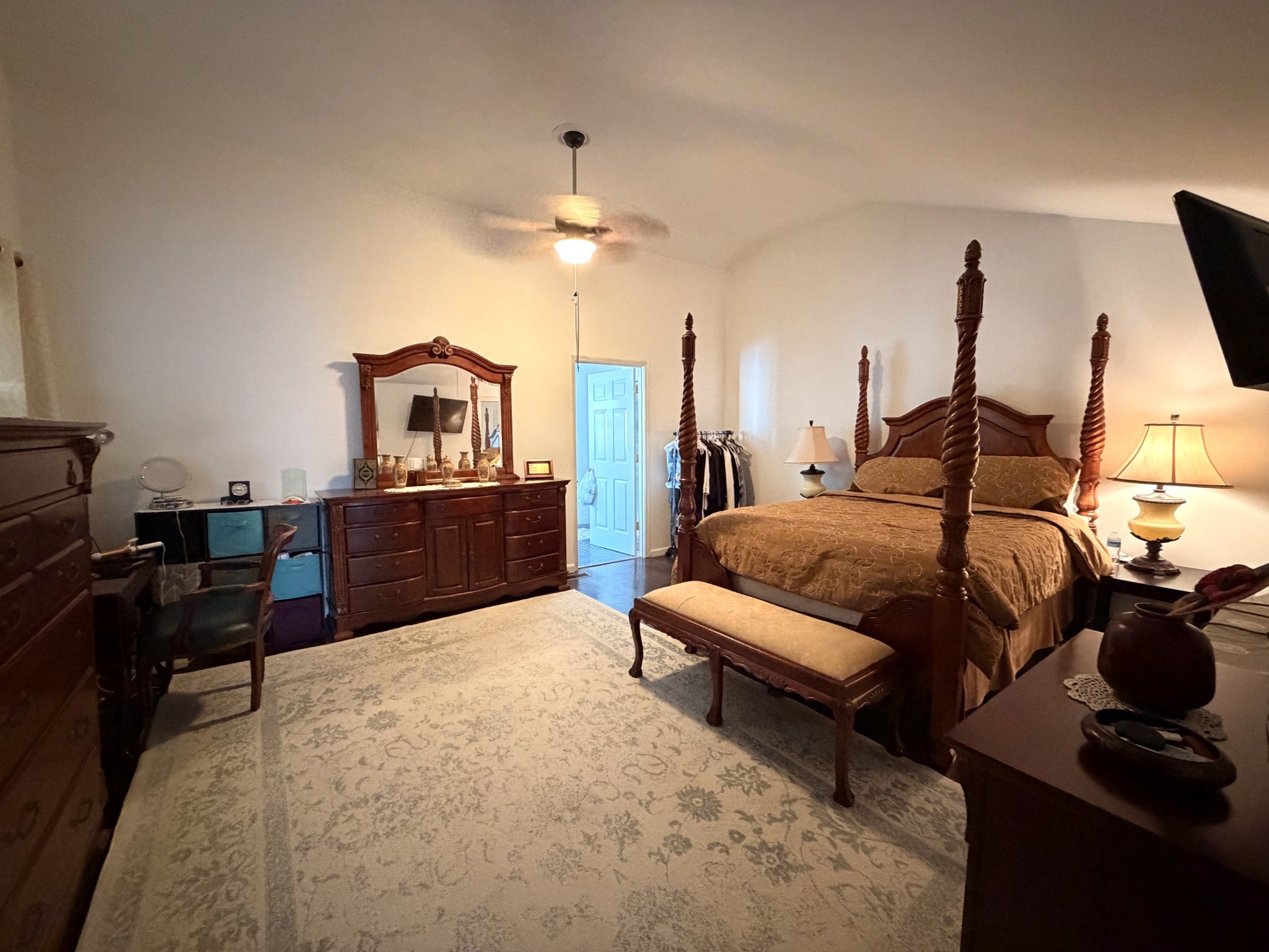 604 Freedom Ct