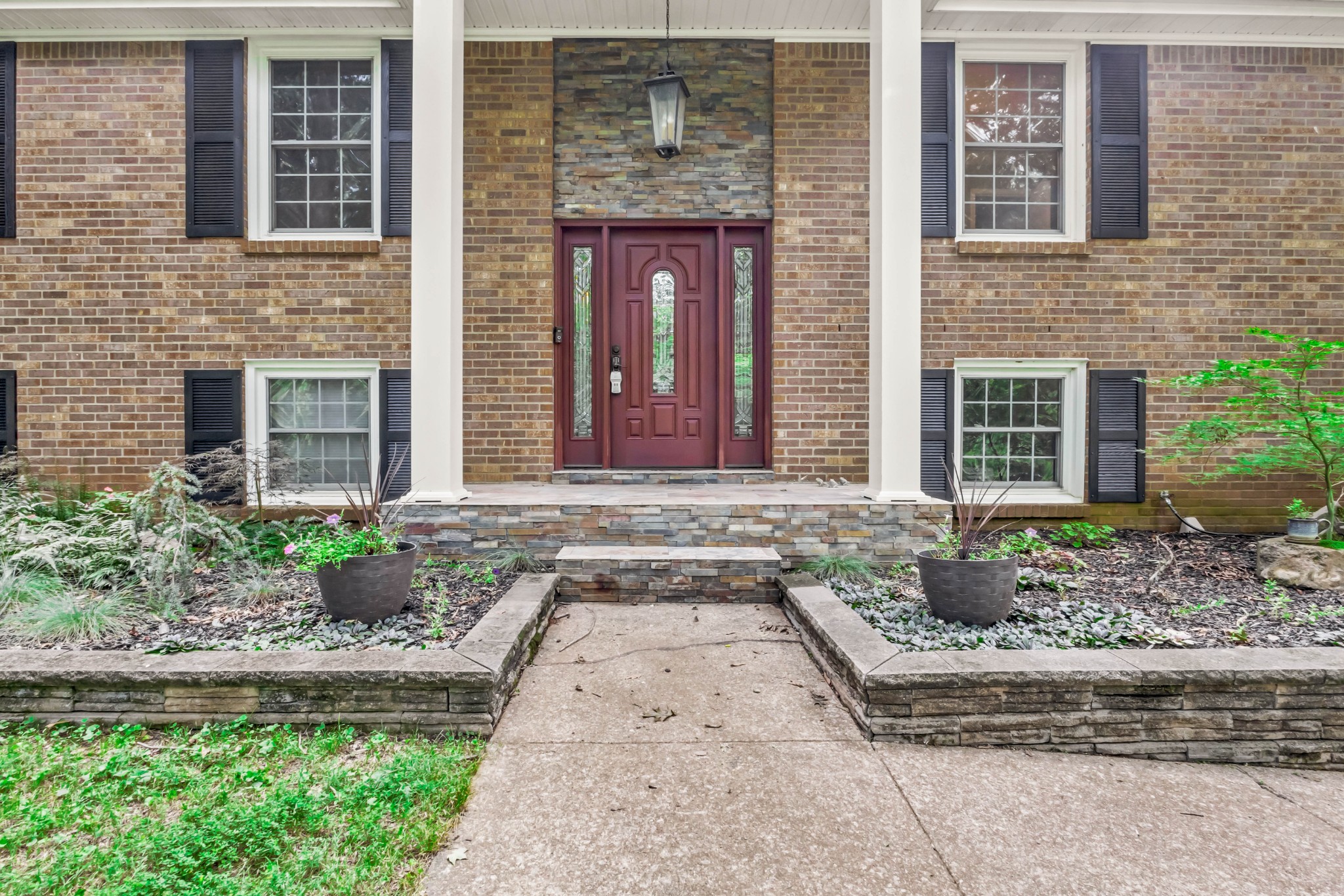 621 IDLEWOOD DRIVE