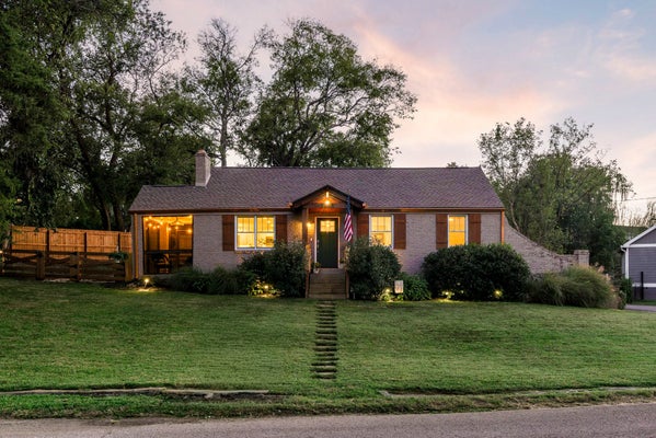 5015 INGLEWOOD CT, NASHVILLE, TN 37216 - Image 1259bbf538a2d0927d8a5a1966e52c3d/2527097654