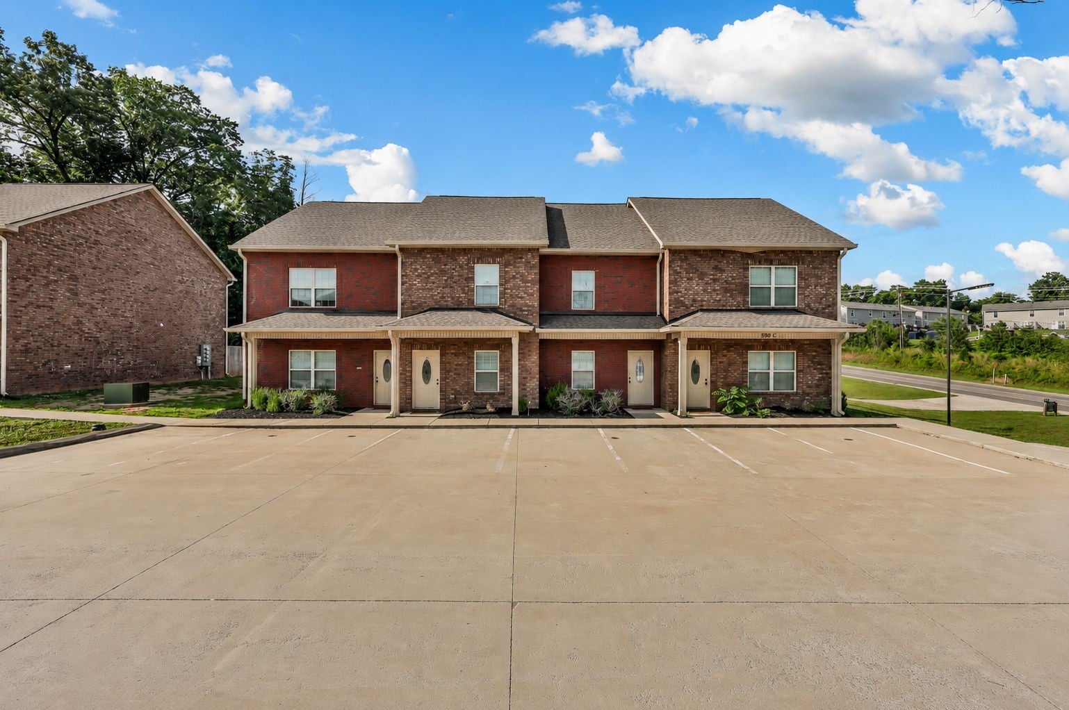 550 Peachers Mill Rd