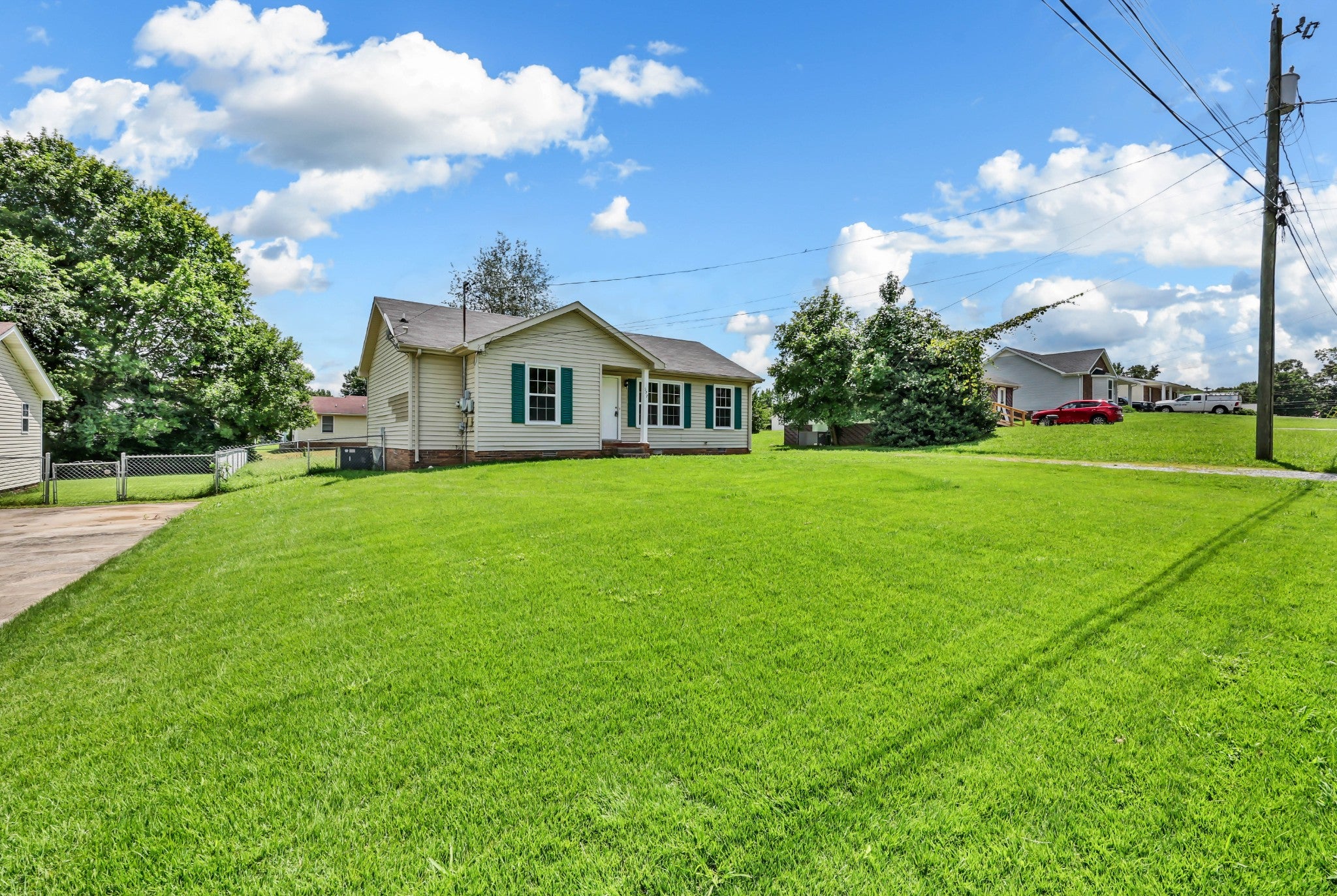 577 Kathryn Ct
