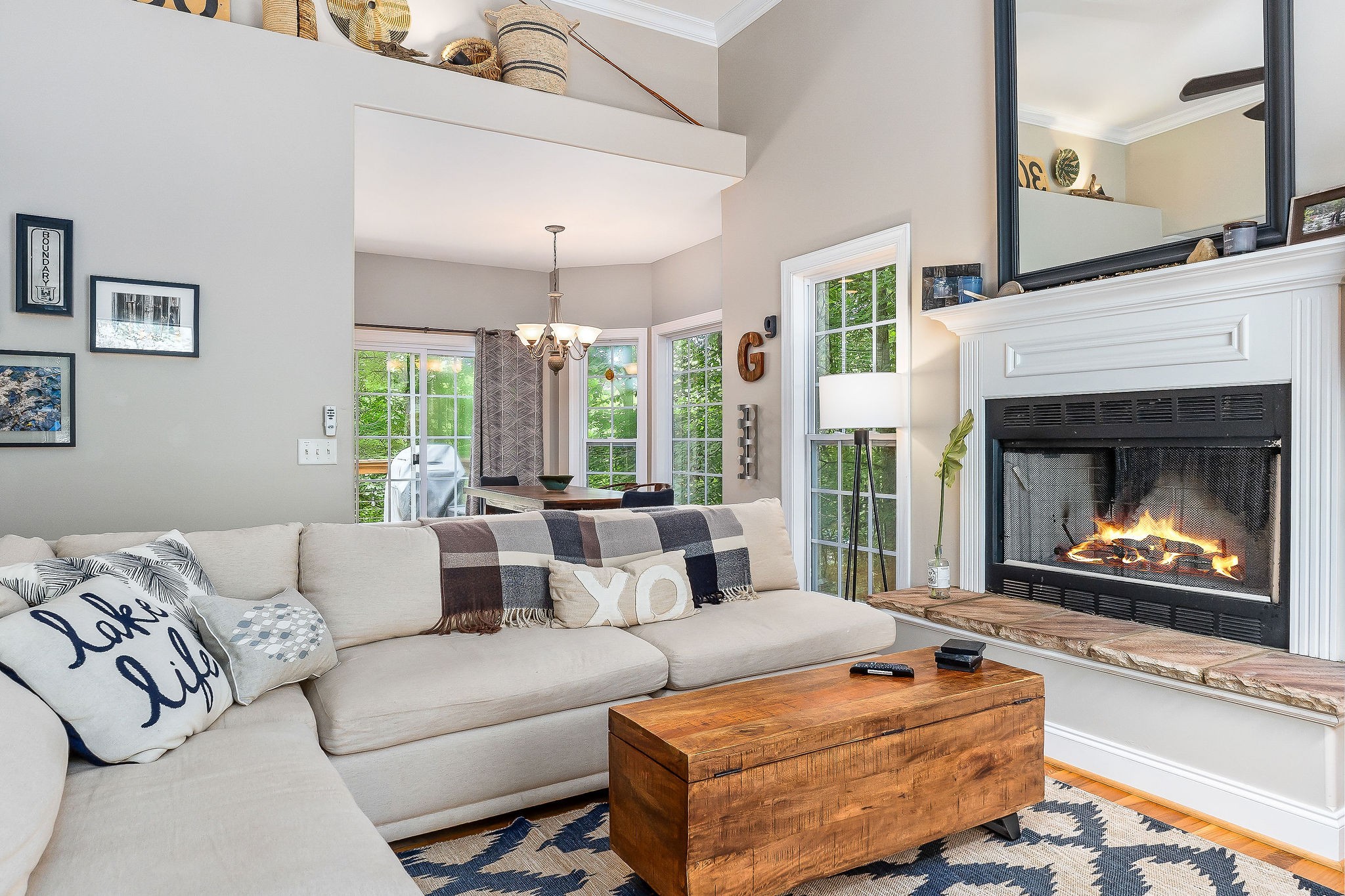 655 Lakeside Dr