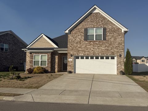 221 Thorpe Dr Spring Hill TN 37174