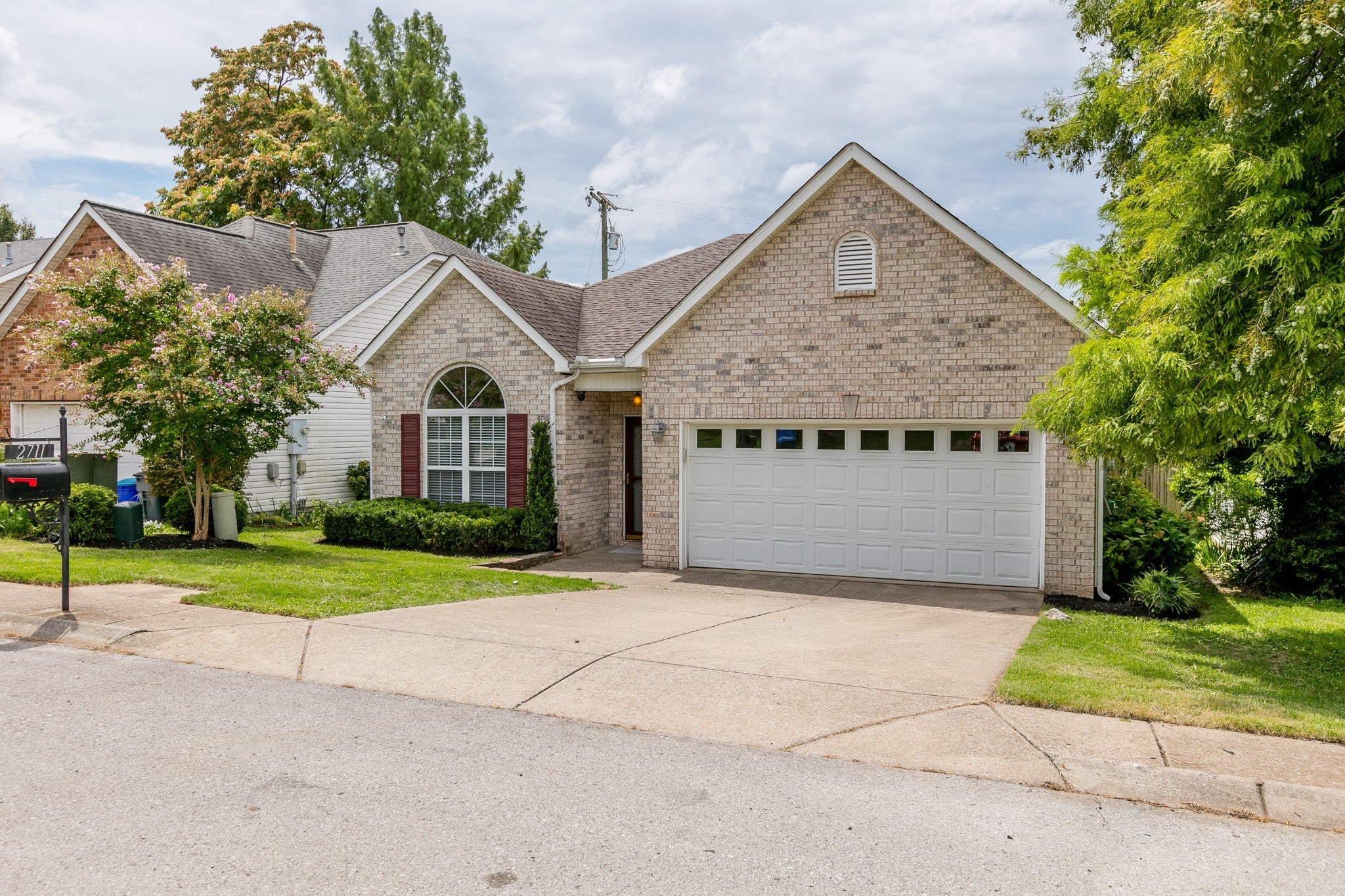 2711 Rosedale Pl