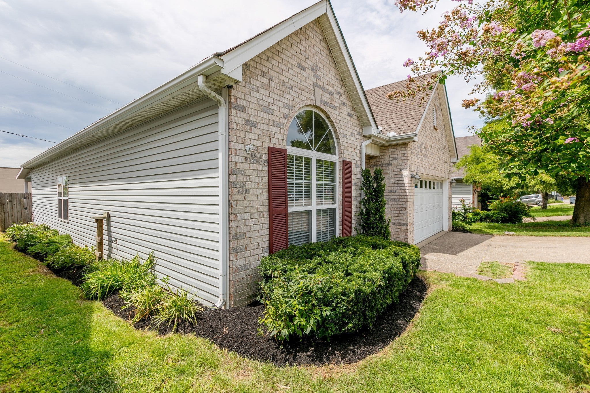 2711 Rosedale Pl