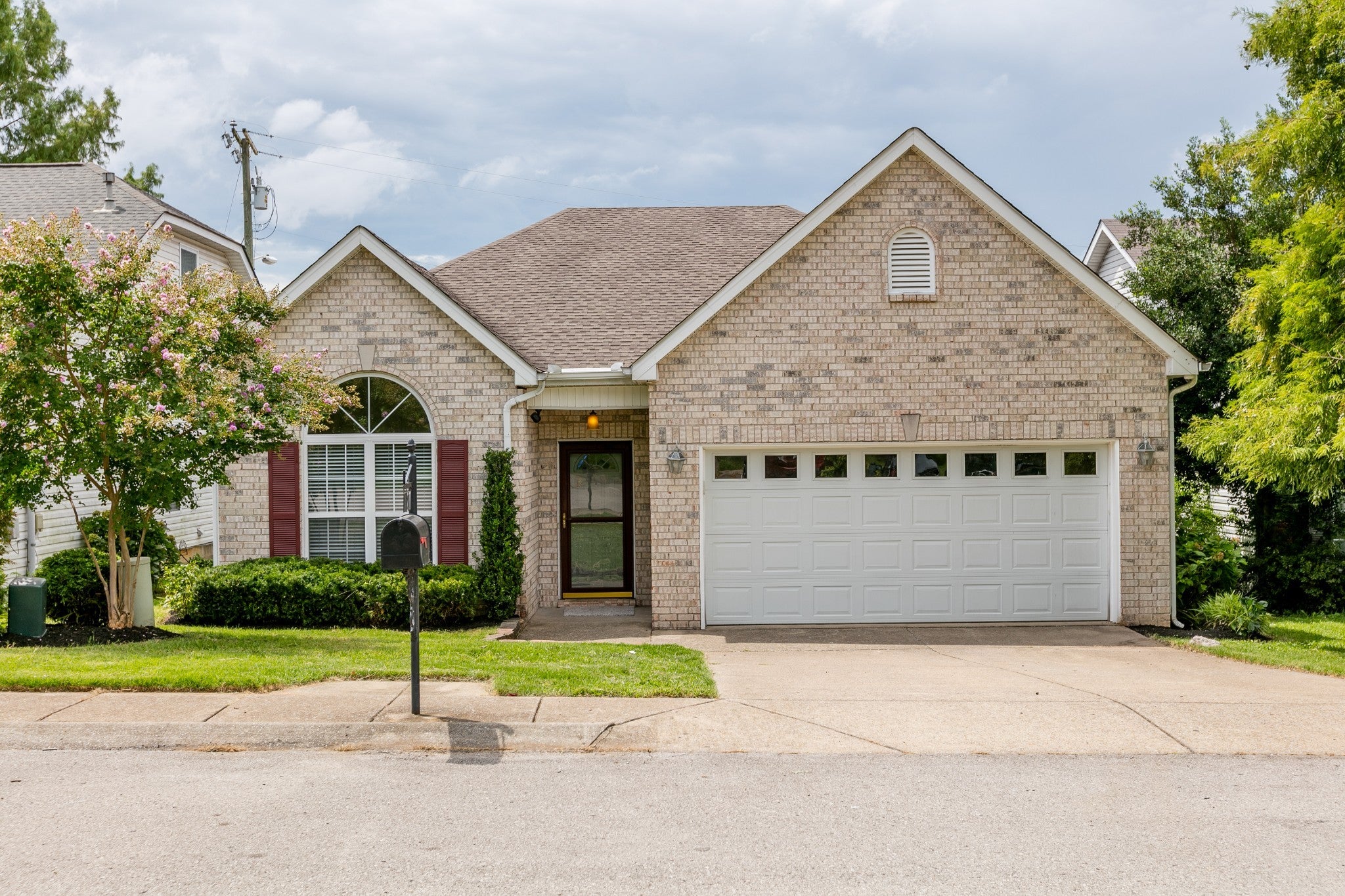 2711 Rosedale Pl
