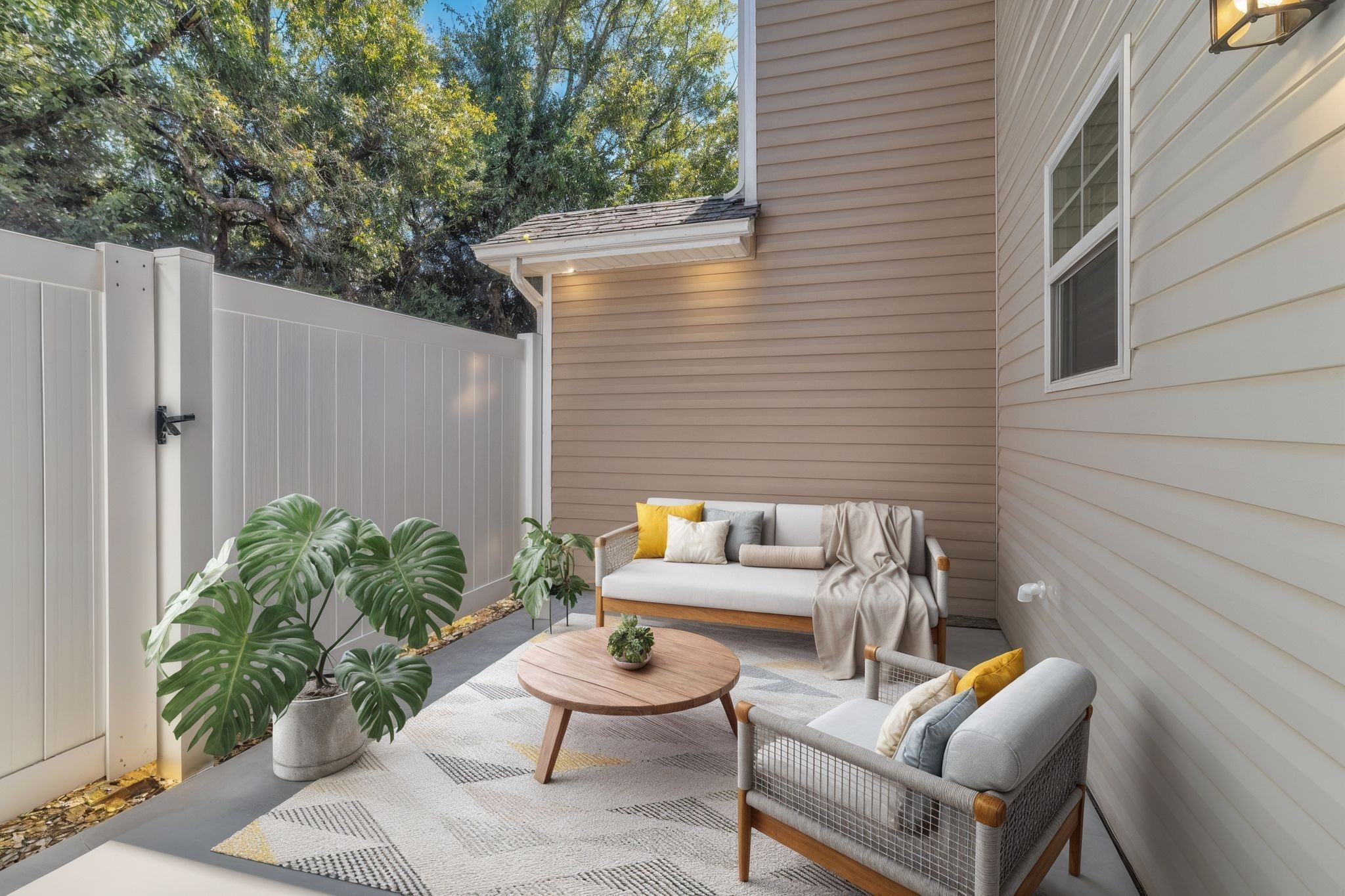 1144 Tradition Trl 52