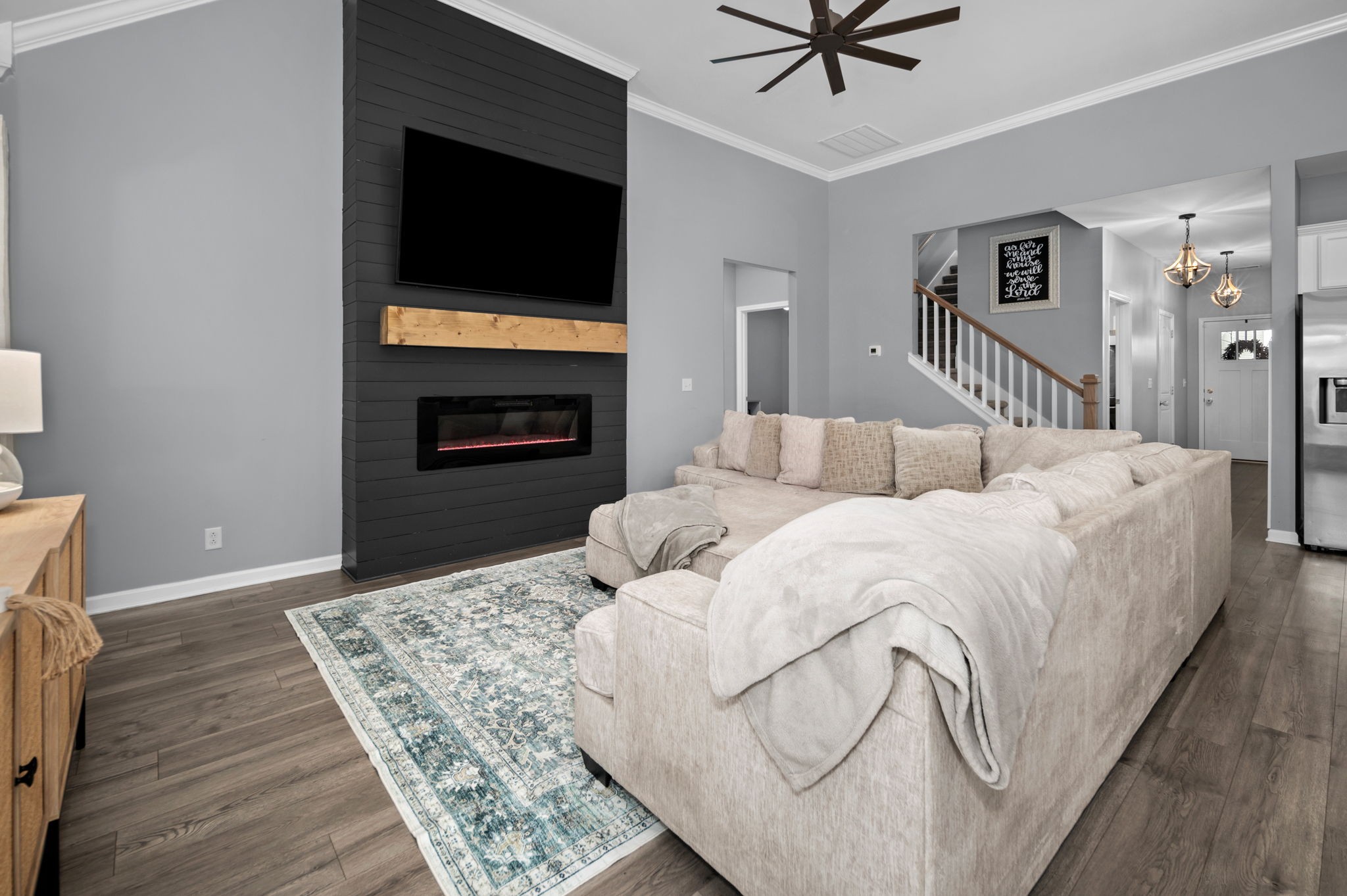 3144 Chatfield Dr
