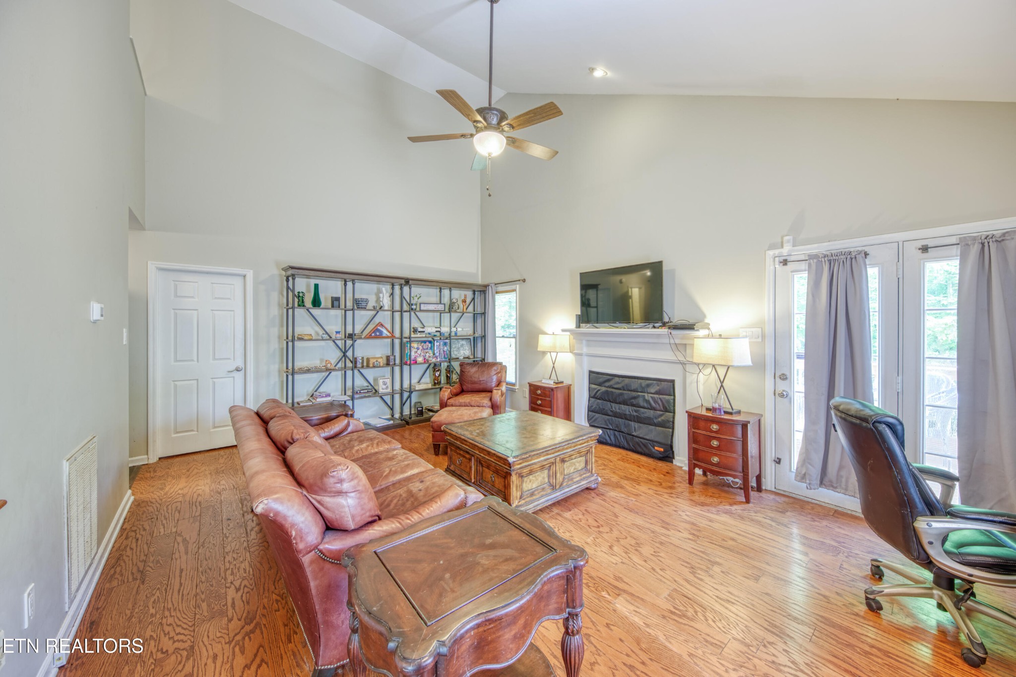 8013 Middlebrook Pike