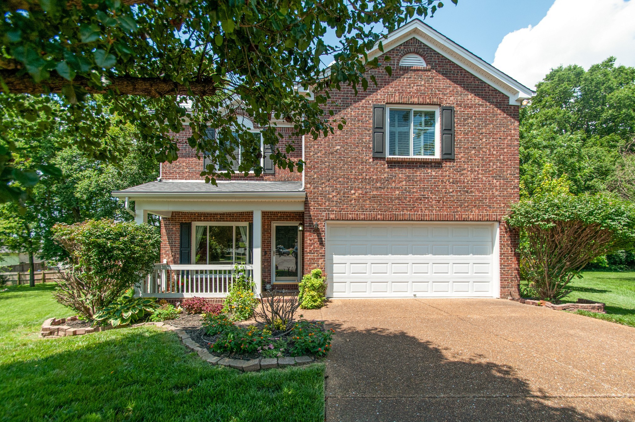 909 Buckskin Ct