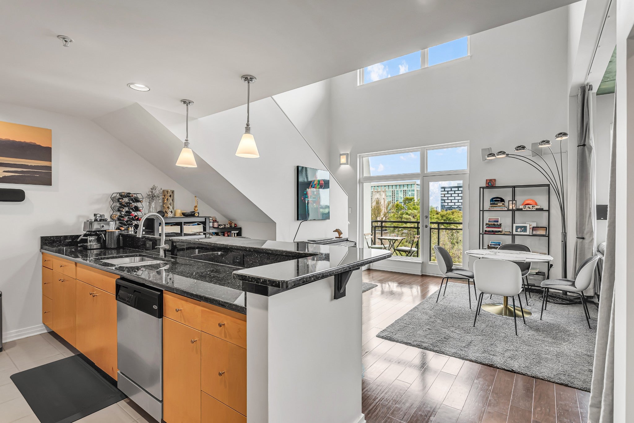 1101 18th Ave S 605