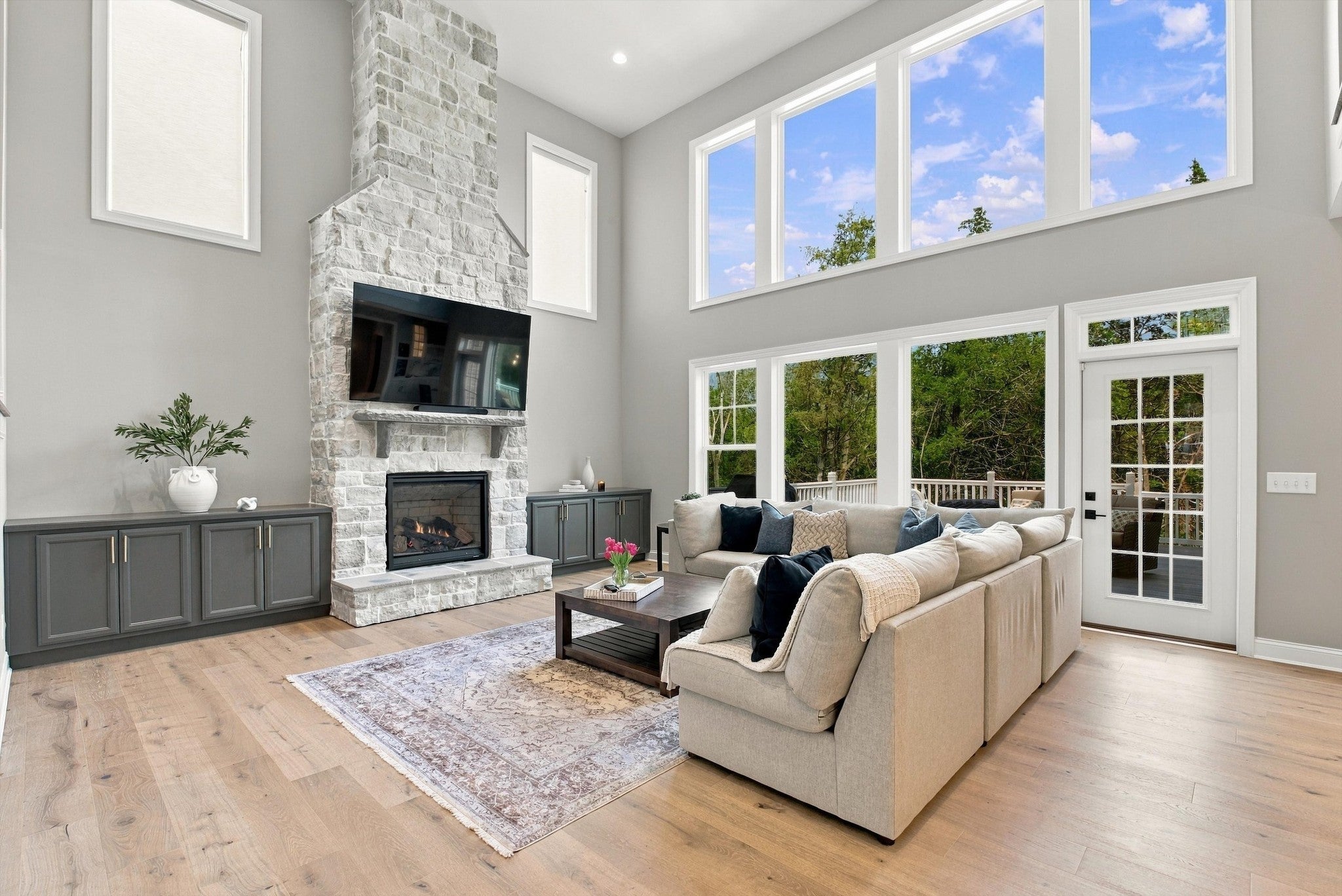 810 Westchester Cir