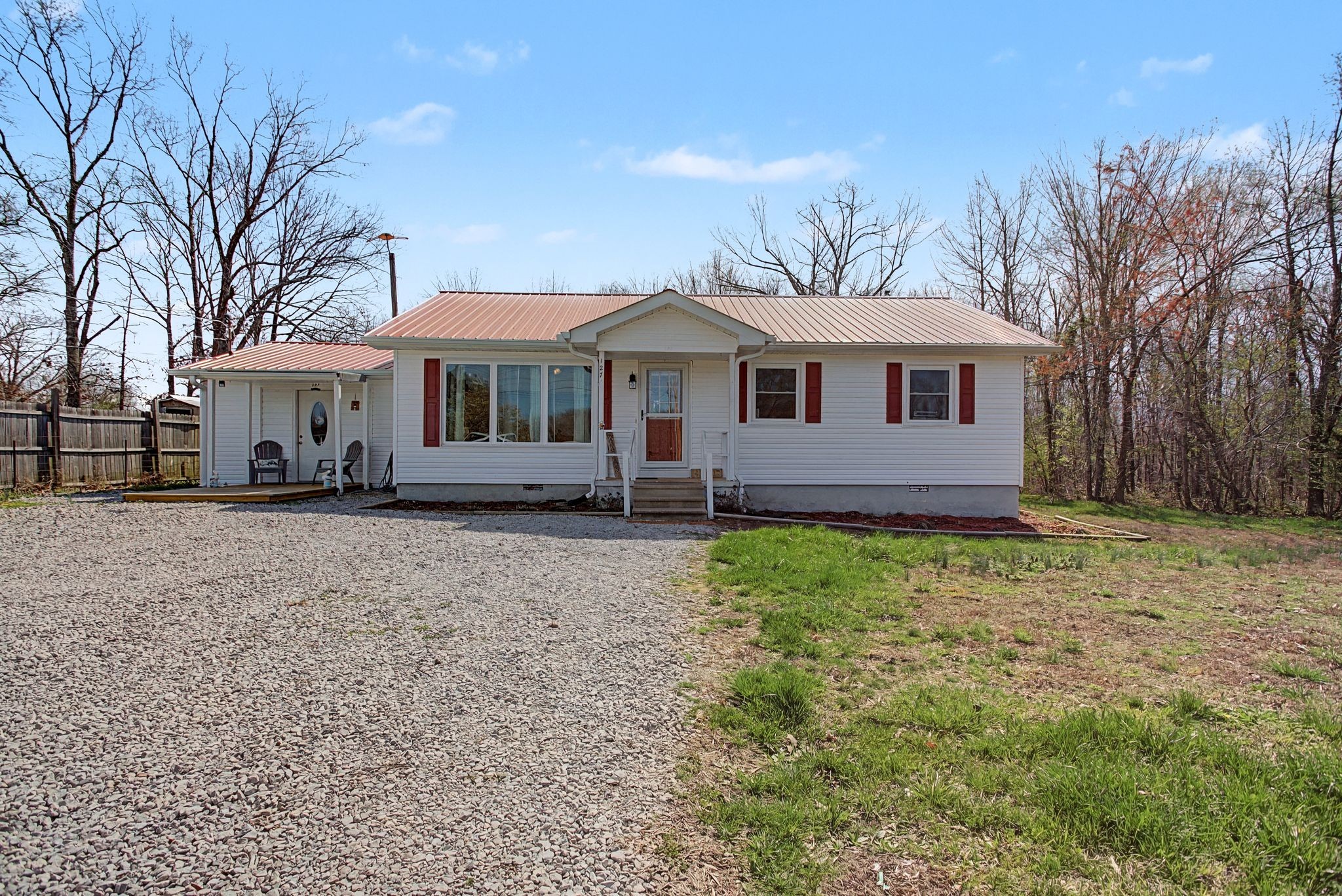 127 Rockhouse Rd