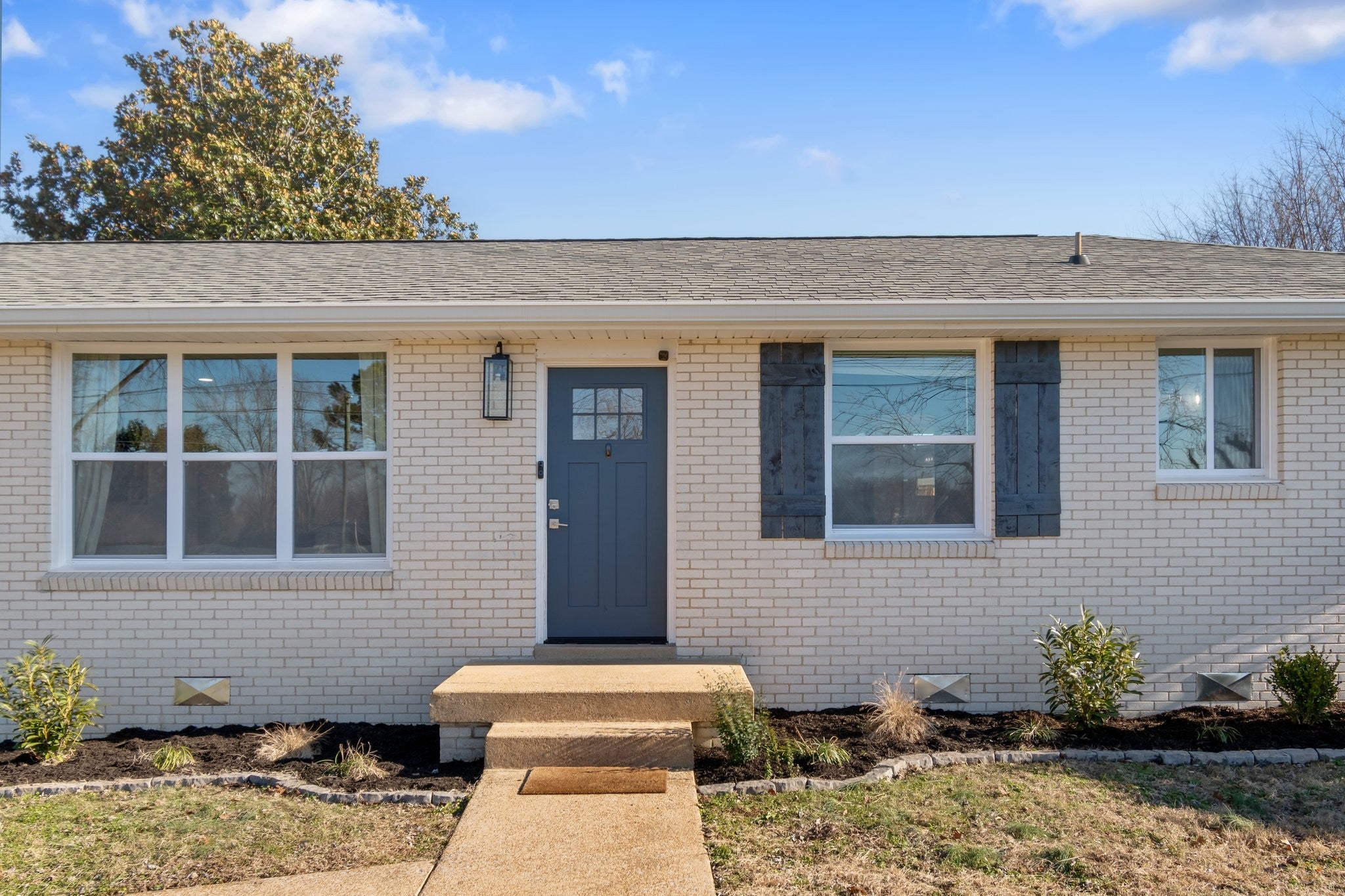 148 Colonial Dr
