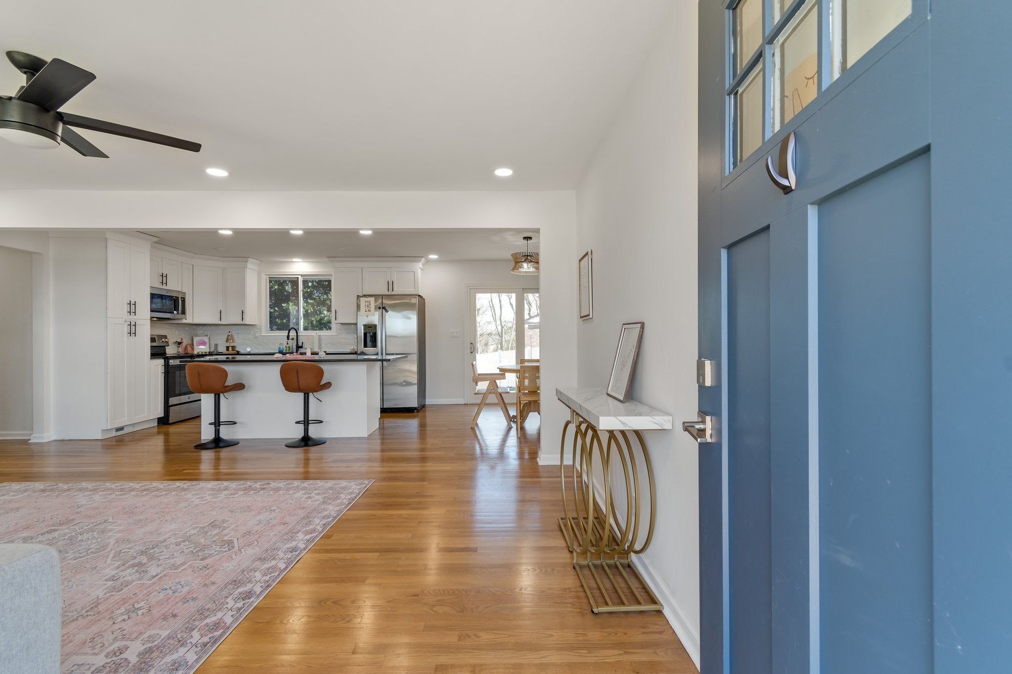 148 Colonial Dr