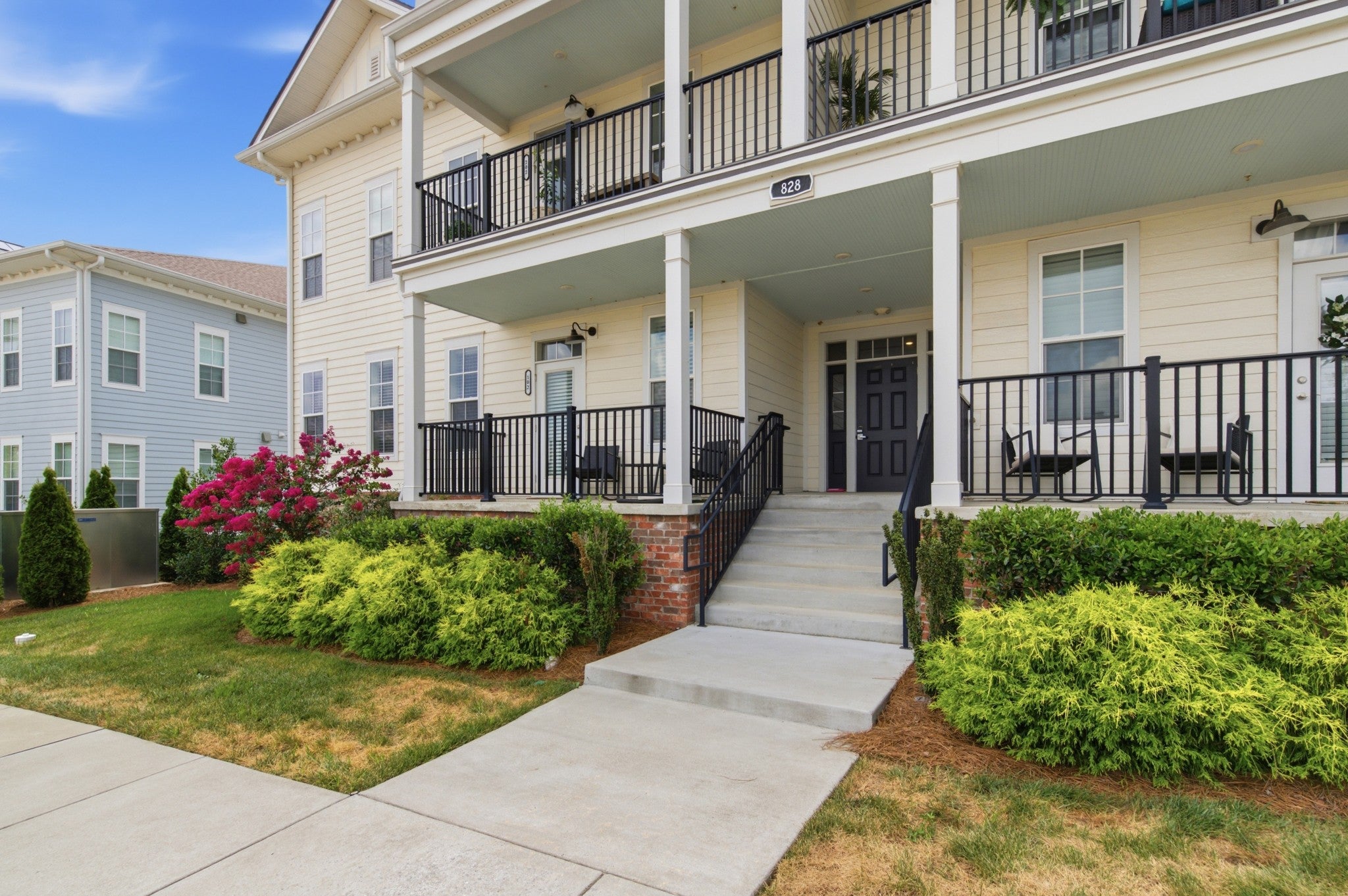 828 Goswell Dr 101