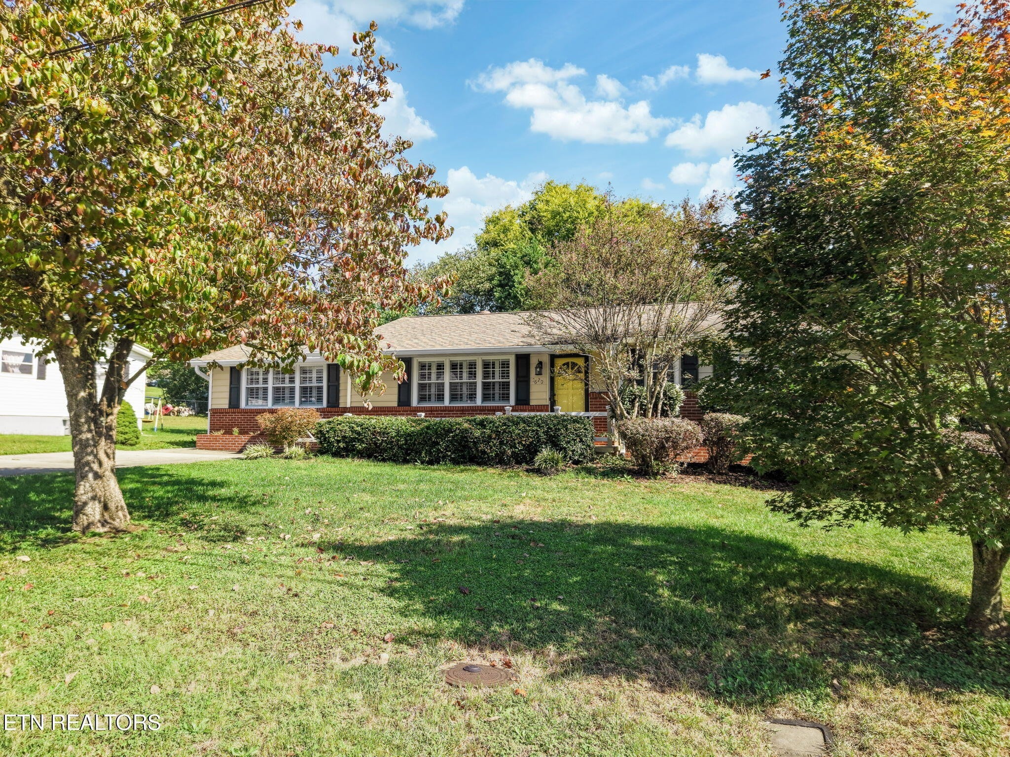 5620 Scenichills Rd