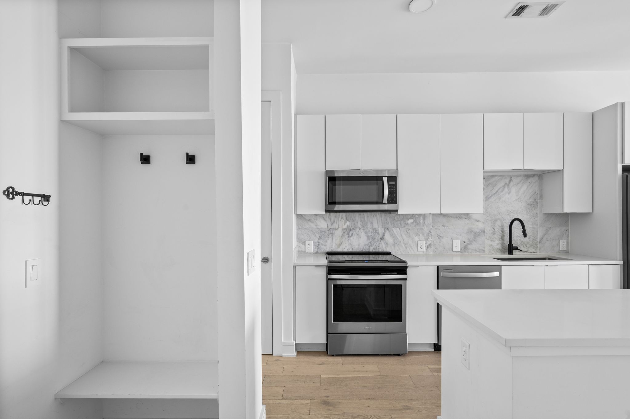 Nashville, Tennessee 37208, United States, 1 Bedroom Bedrooms, ,1 BathroomBathrooms,Residential,Coming Soon,195338