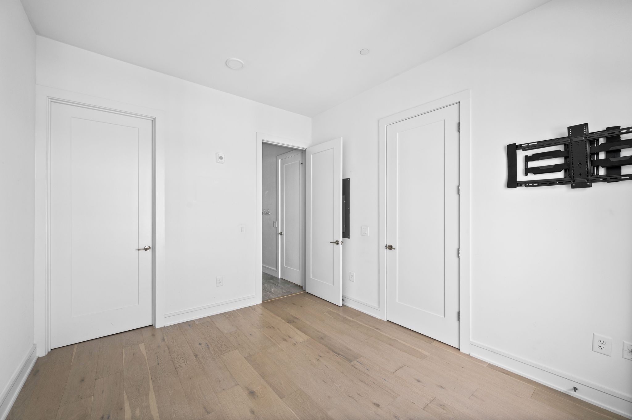 Nashville, Tennessee 37208, United States, 1 Bedroom Bedrooms, ,1 BathroomBathrooms,Residential,Coming Soon,195338