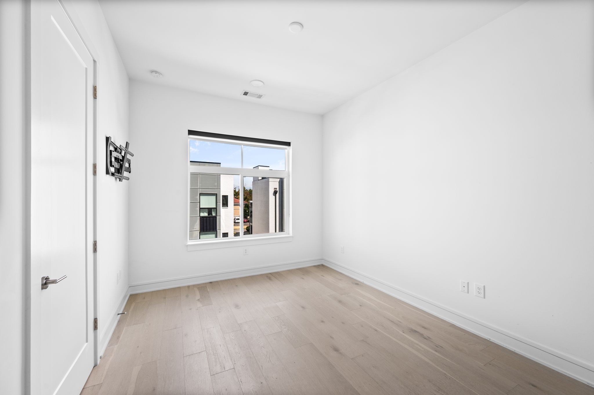 Nashville, Tennessee 37208, United States, 1 Bedroom Bedrooms, ,1 BathroomBathrooms,Residential,Coming Soon,195338