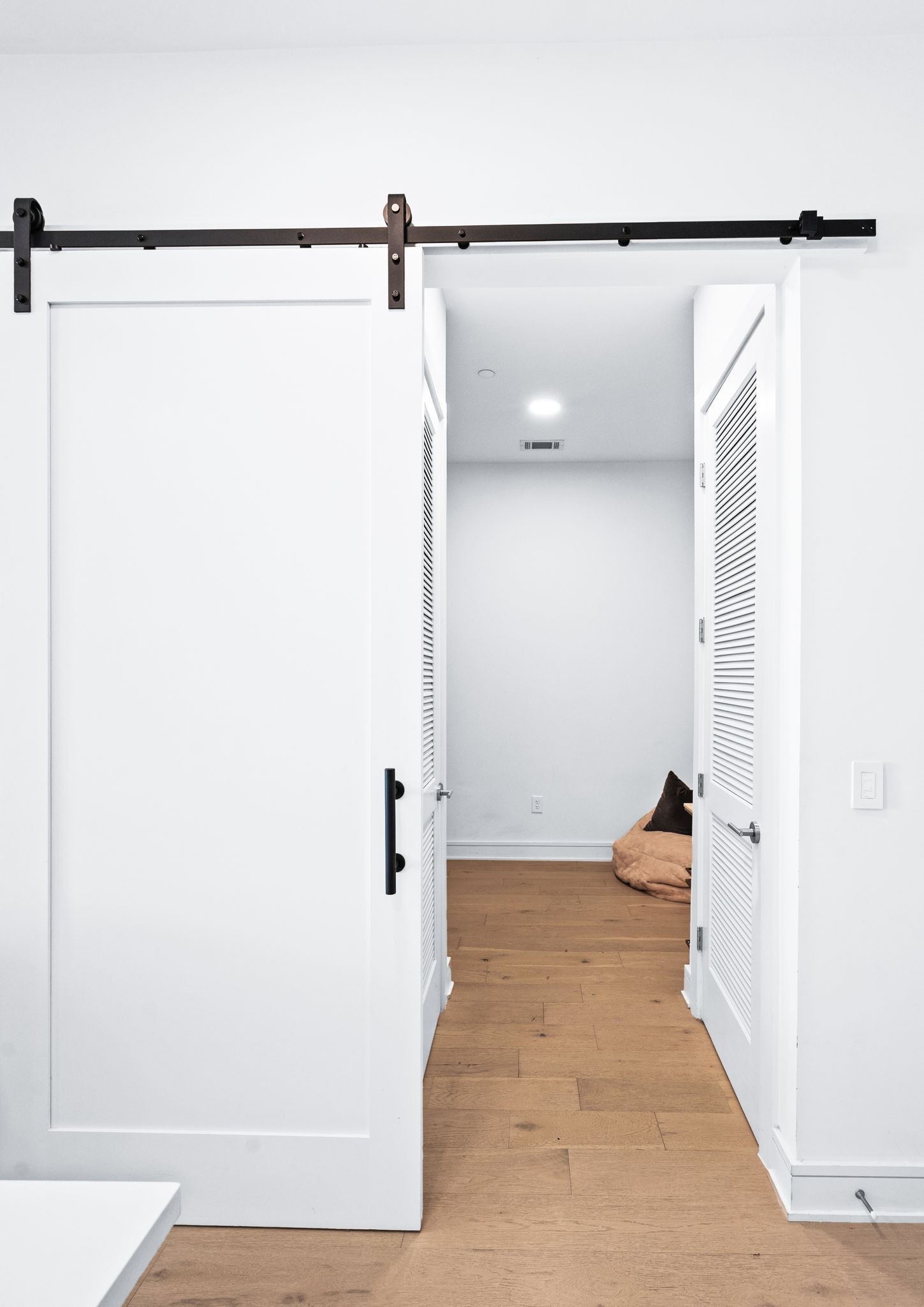 Nashville, Tennessee 37208, United States, 1 Bedroom Bedrooms, ,1 BathroomBathrooms,Residential,Coming Soon,195338