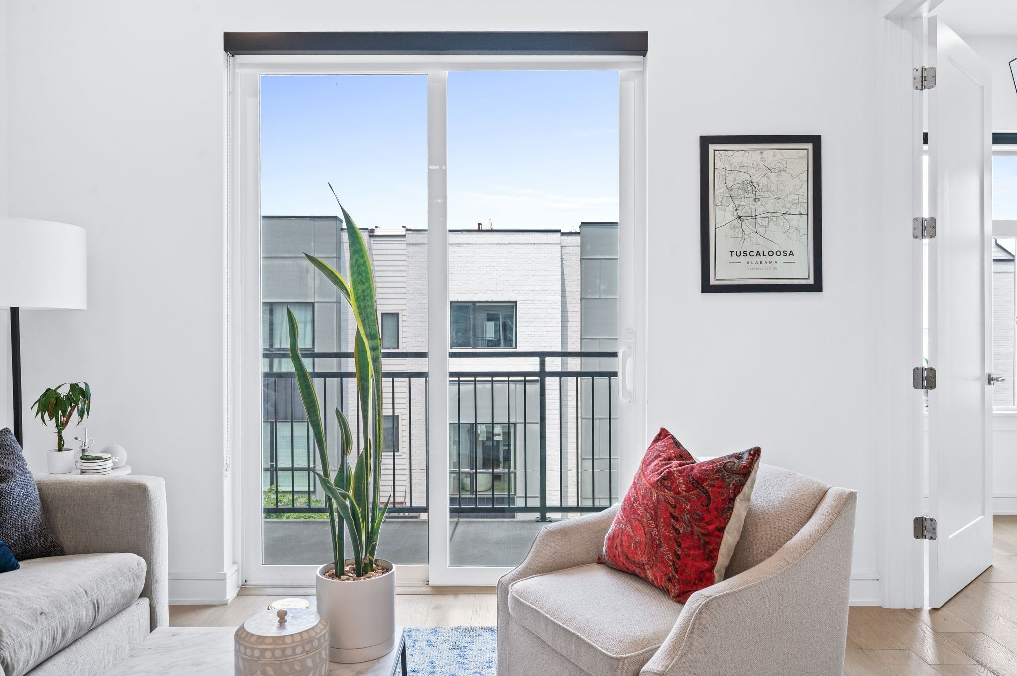 Nashville, Tennessee 37208, United States, 1 Bedroom Bedrooms, ,1 BathroomBathrooms,Residential,Coming Soon,195338