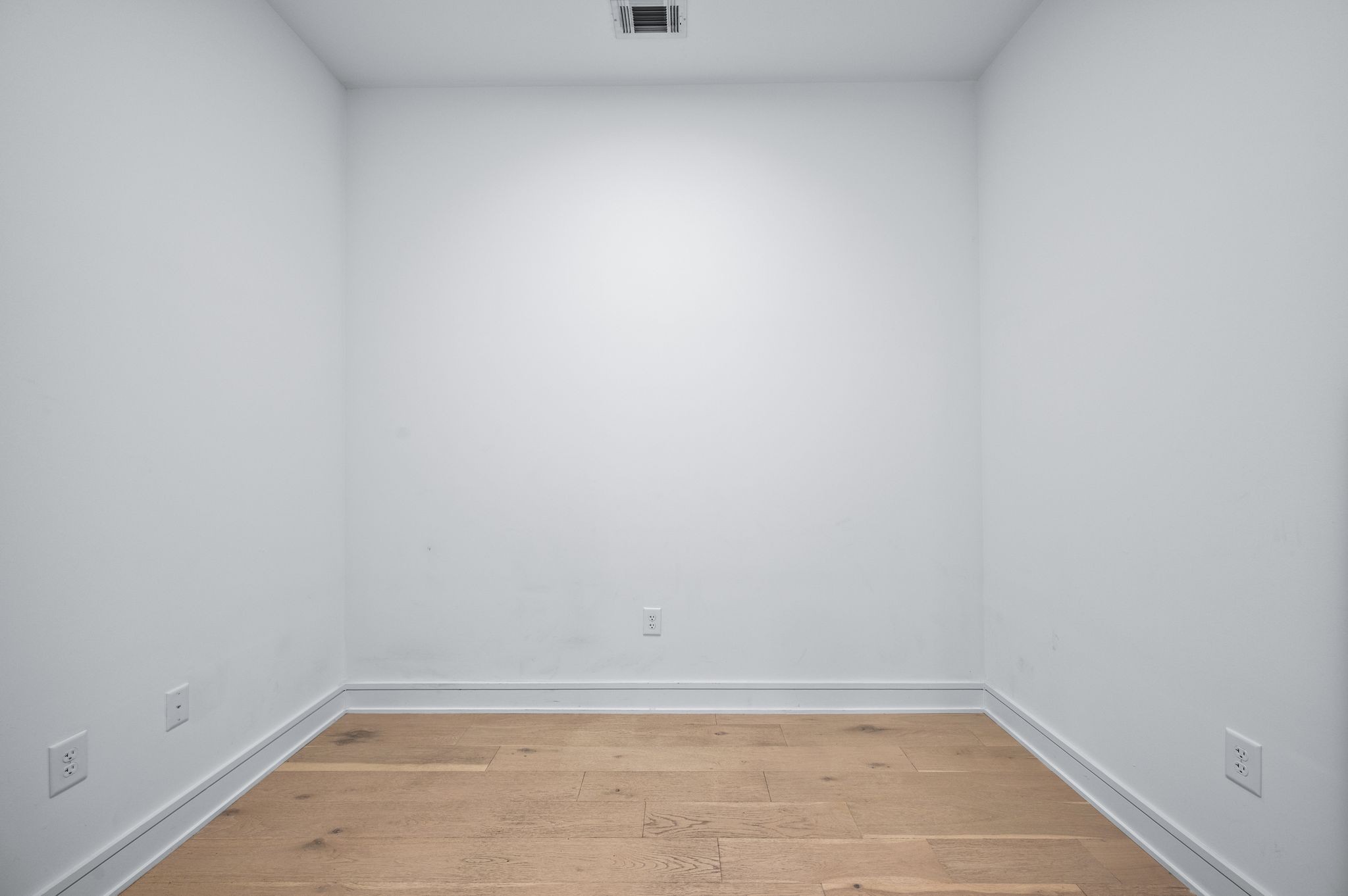 Nashville, Tennessee 37208, United States, 1 Bedroom Bedrooms, ,1 BathroomBathrooms,Residential,Coming Soon,195338