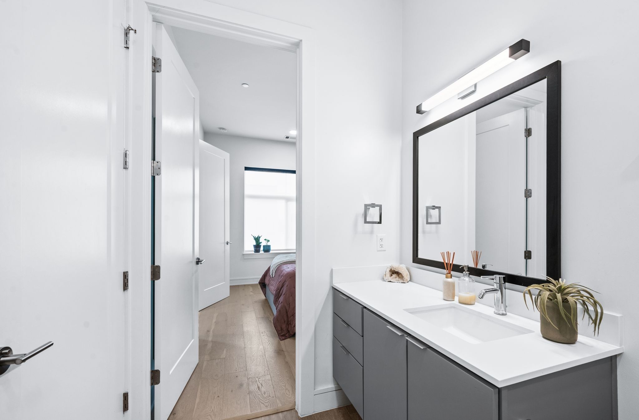 Nashville, Tennessee 37208, United States, 1 Bedroom Bedrooms, ,1 BathroomBathrooms,Residential,Coming Soon,195338