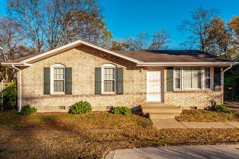 258 Old Shackle Island Rd Hendersonville TN 37075