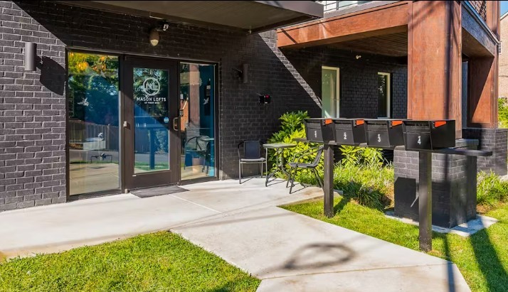 119 Mason Ave 205