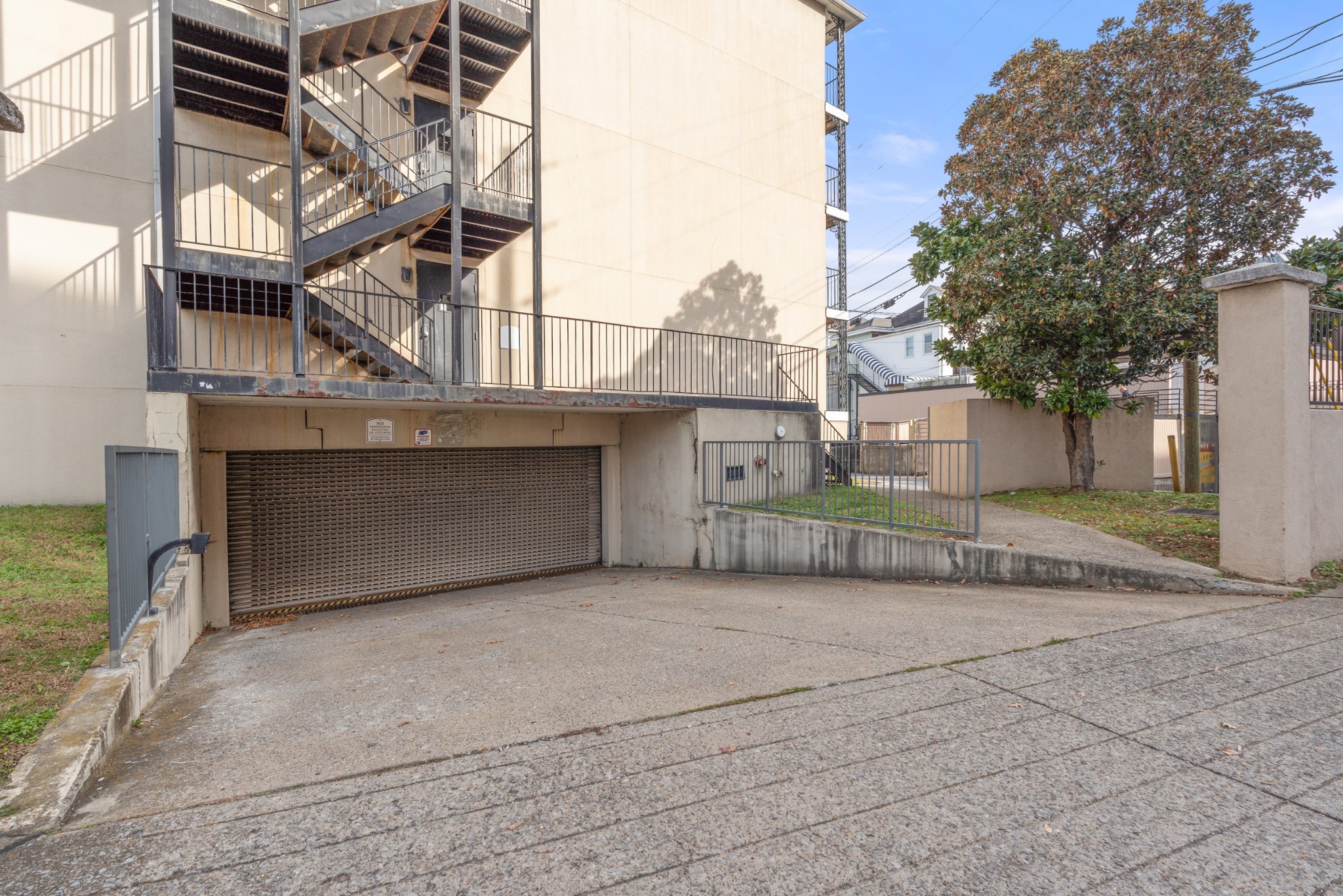 2325 Elliston Pl 408