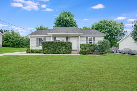 962 Winesap Rd Clarksville TN 37040