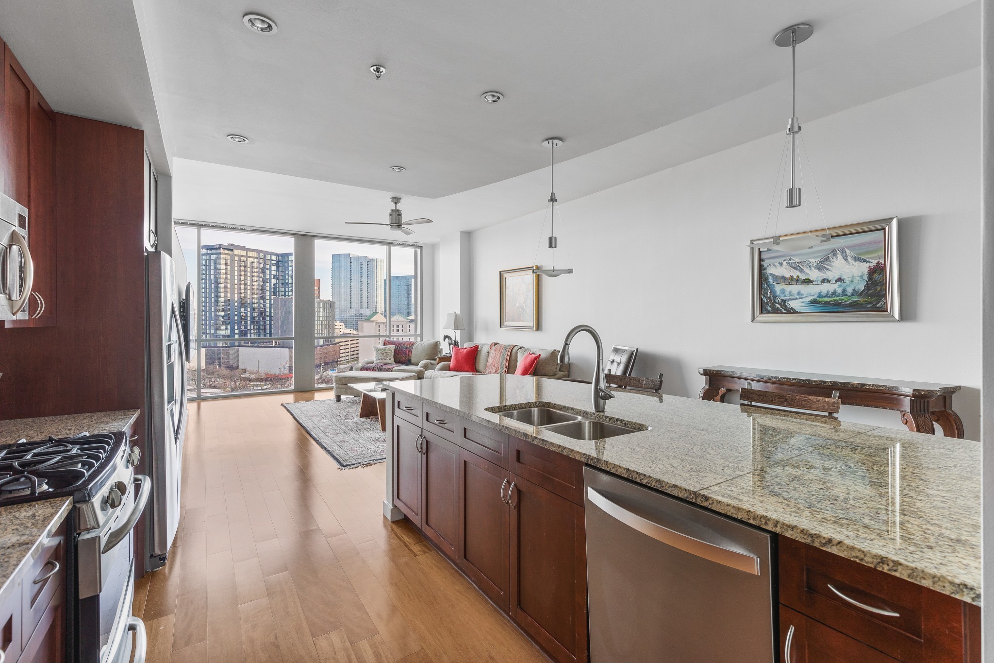 900 20th Ave S 909