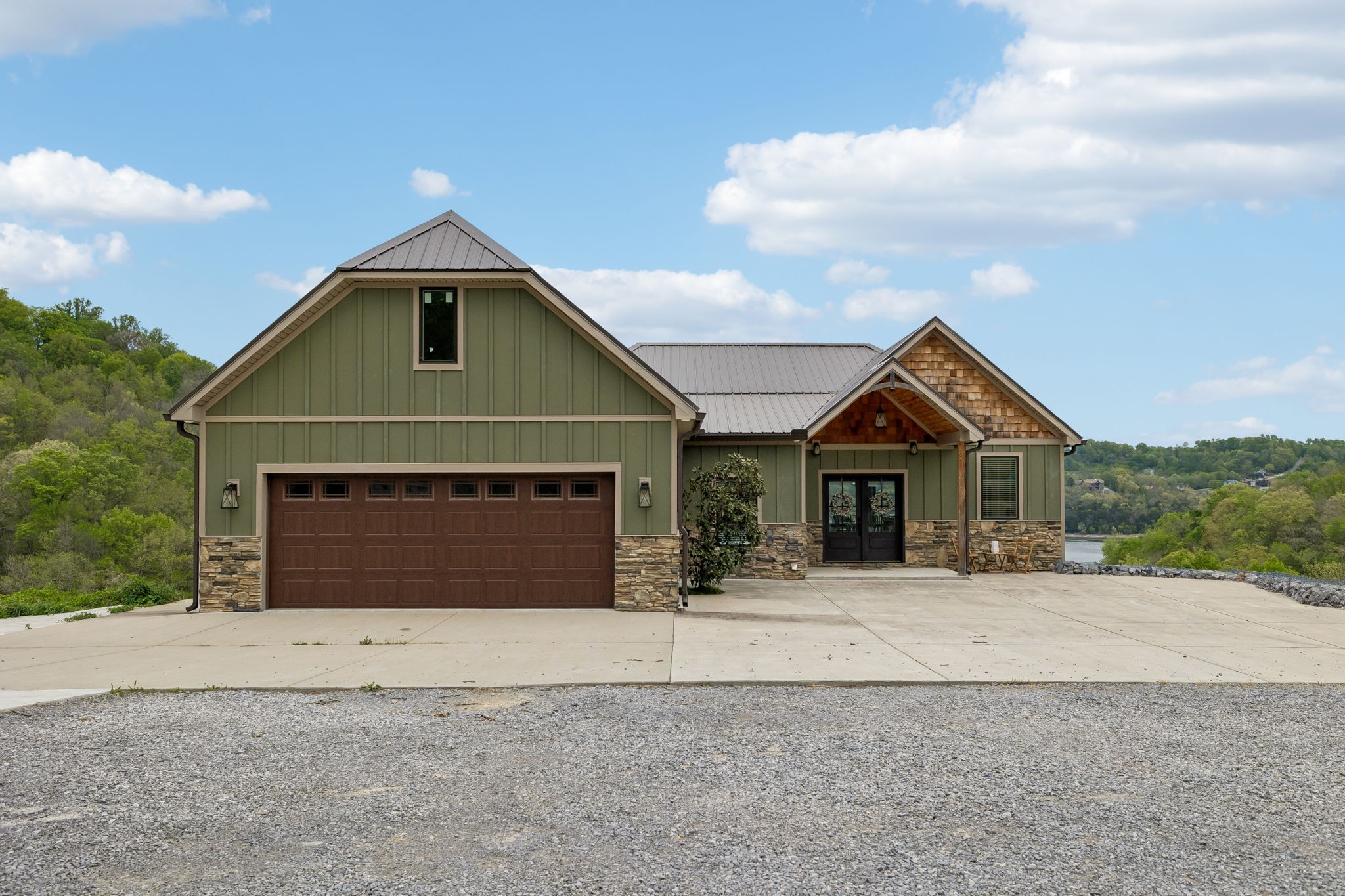 1010 Old Casey Cove Rd